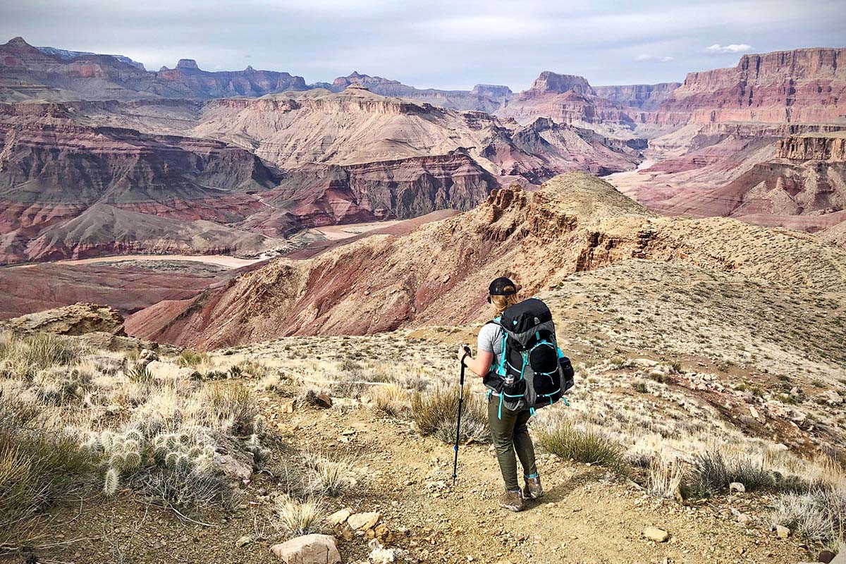 Backpacking into Grand Canyon (Oboz Sawtooth women's hiking boot)